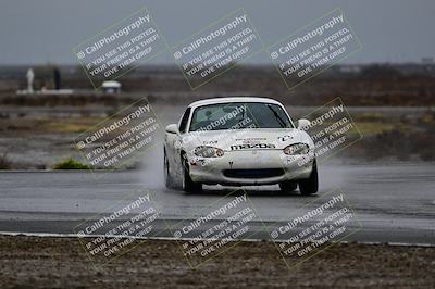 media/Nov-15-2025-CalClub SCCA (Sat) [[7bfa5a7151]]/Race/Group 4/